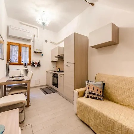 Andrea Flat Mezzanine Floor *